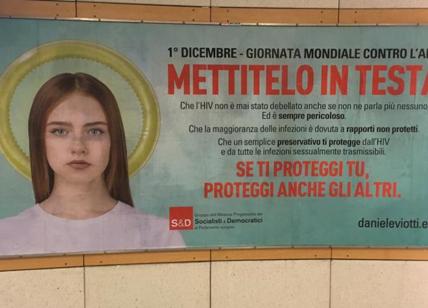 Preservativo-aureola, il Pd scarica la campagna dell'eurodeputato Viotti