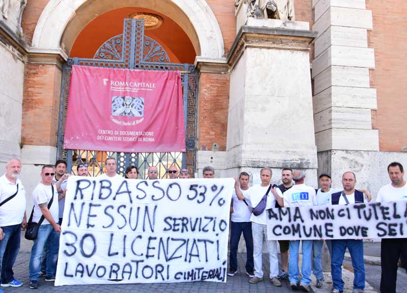 protesta cimitero 02