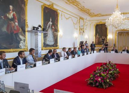Vertice di Bratislava: l'Europa "a pezzi" e il premier Matteo Renzi "pure"