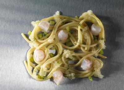 Spaghetti, scampi, peperoni Bartolini Spaghetti, scampi, peperoni Bartolini