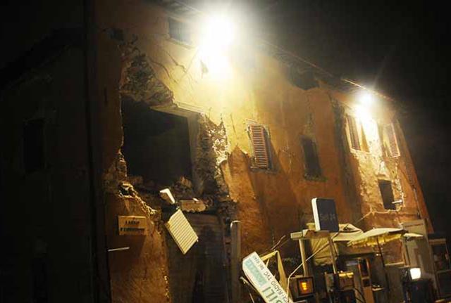 Terremoto Centro Italia: forte scossa a Visso