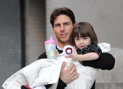 Tom Cruise pesanti accuse: non vedrebbe la figlia Suri da...