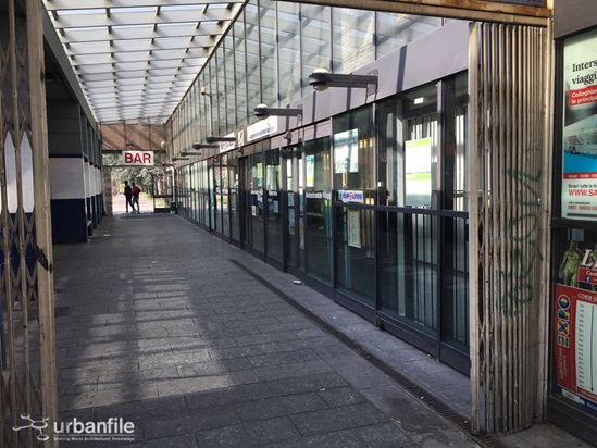Milano: il bus terminal di Lampugnano 08