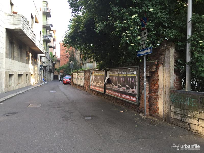16 Via Stampa