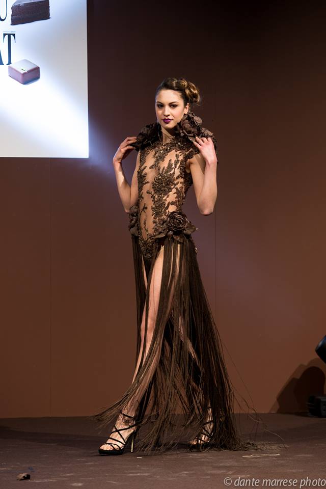 Chocolate Fashion Show al Salon du Chocolat (foto: Dante Marrese) Chocolate Fashion Show al Salon du Chocolat (foto: Dante Marrese)