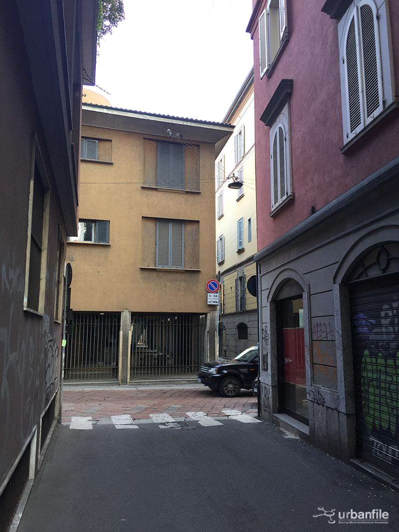 18 Via Stampa
