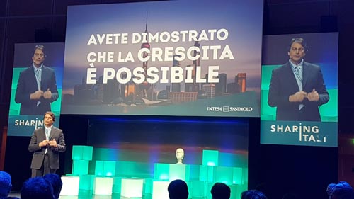 Un momento della presentazione dell'evento Sharing Italy al grattacielo Intesa Sanpaolo a Torino. Un momento della presentazione dell'evento Sharing Italy al grattacielo Intesa Sanpaolo a Torino.
