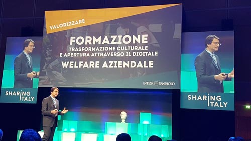 Un momento della presentazione dell'evento Sharing Italy al grattacielo Intesa Sanpaolo a Torino. Un momento della presentazione dell'evento Sharing Italy al grattacielo Intesa Sanpaolo a Torino.