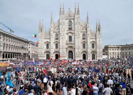 Milano, 25 aprile: Sala al corteo: clima unitario. La diretta Milano, 25 aprile: Sala al corteo: clima unitario. La diretta