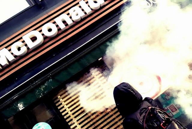 Manifestazione contro l'alternanza scuola-lavoro a Milano Manifestazione contro l'alternanza scuola-lavoro a Milano