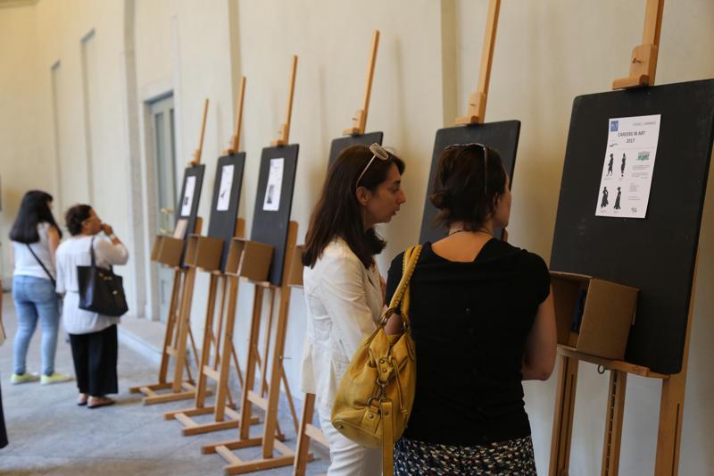 Un momento della giornata conclusiva del progetto di alternanza scuola-lavoro Careers in Art alle Gallerie d'Italia Intesa Sanpaolo di piazza della Scala a Milano. Un momento della giornata conclusiva del progetto di alternanza scuola-lavoro Careers in Art alle Gallerie d'Italia Intesa Sanpaolo di piazza della Scala a Milano.
