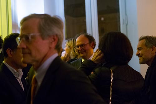 Gianluca Comin all'opening della nuova sede della Comin & Partners.