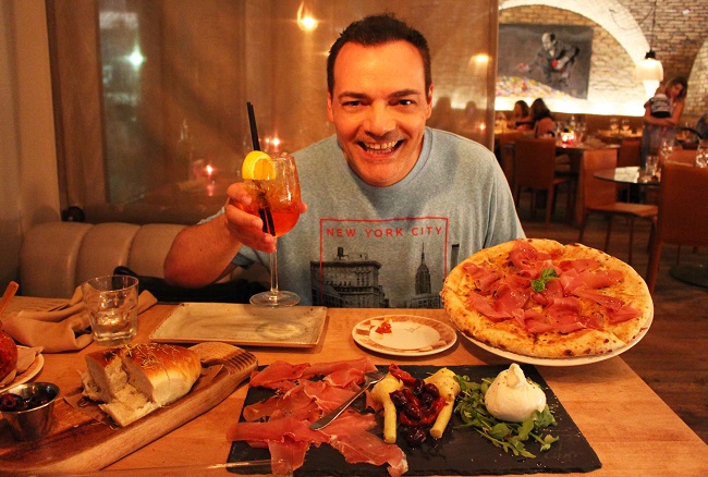 Aria di casa a Cibo, il più grande ristorante italiano di South Beach con cucina di alta qualità. Foto Grigore Scutari Aria di casa a Cibo, il più grande ristorante italiano di South Beach con cucina di alta qualità. Foto Grigore Scutari