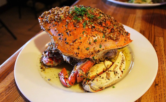 Un granchio del Pacifico, una delle specialità del Pier Market seafood restaurant. Foto Grigore Scutari Un granchio del Pacifico, una delle specialità del Pier Market seafood restaurant. Foto Grigore Scutari