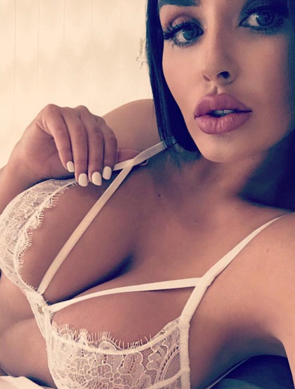 Instagram: Abigail Ratchford
