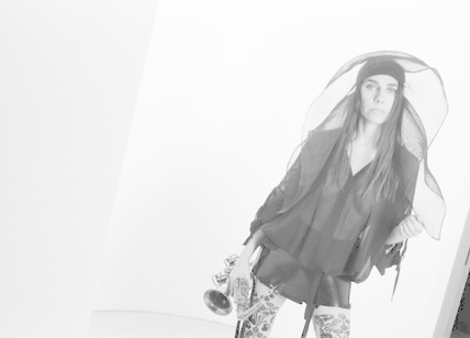 PJ Harvey, la sacerdotessa del rock torna in Italia. Data unica a Torino