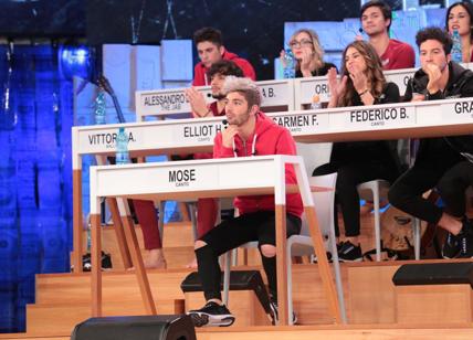 Ascolti tv Auditel: Amici 17 boom. E il cantante Elliot è out. AMICI 17 NEWS