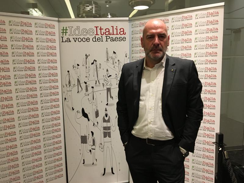 Angelo Sala al convegno IDEE ITALIA del 25 novembre Angelo Sala al convegno IDEE ITALIA del 25 novembre