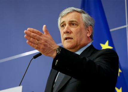 Siria, Tajani: "Attacco contro armi chimiche". La scoperta dell'acqua calda