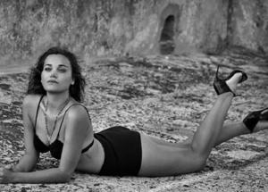 Il trauma di Romina Carrisi "Ho lavorato negli strip club"