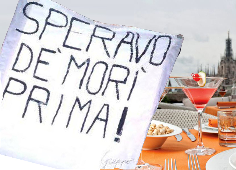 "Speravo de morì prima": lo striscione per Francesco Totti all'Olimpico "Speravo de morì prima": lo striscione per Francesco Totti all'Olimpico