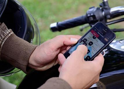 Motocilisti hi-tech, nasce l'app contro le strade horror: “In moto con Anas”