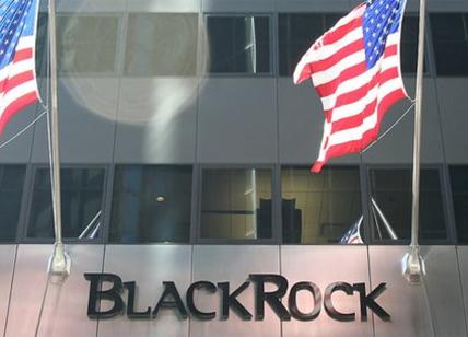 Tre fondi, BlackRock, Vanguard e SSGA controllano tutte le corporation USA