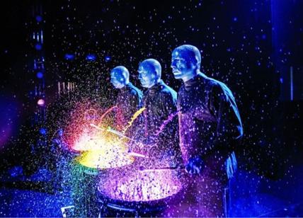 Blue Man Group: sbarca a Milano lo show più colorato dell'anno