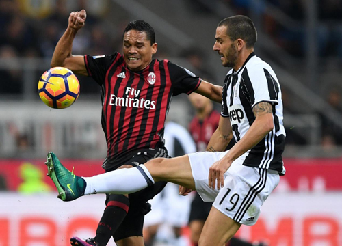 Bonucci e Carlos Bacca Bonucci e Carlos Bacca