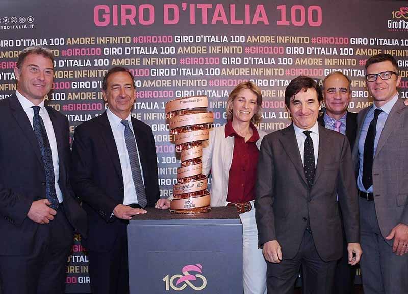conferenza giro d'italia ape