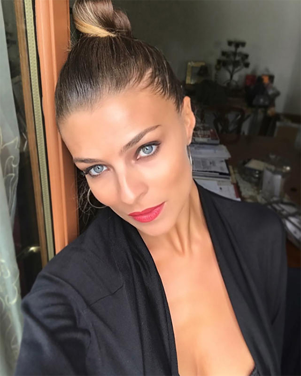 Le dieci foto più sexy del giorno: Cristina Chiabotto Le dieci foto più sexy del giorno: Cristina Chiabotto