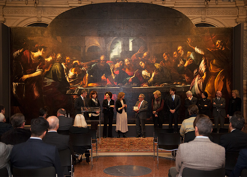 Un momento della consegna delle borse di studio a sostegno di progetti di ricerca e dottorati in materie umanistiche, alle Gallerie d'Italia di piazza della Scala, a Milano. Un momento della consegna delle borse di studio a sostegno di progetti di ricerca e dottorati in materie umanistiche, alle Gallerie d'Italia di piazza della Scala, a Milano.