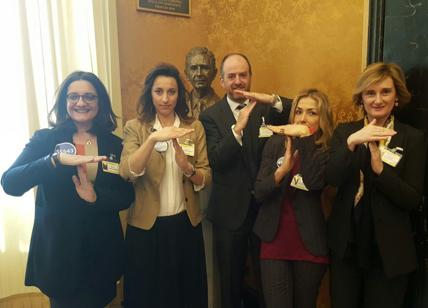 Contrastare la violenza sulle donne renderebbe ben 9 euro per ogni euro speso Contrastare la violenza sulle donne renderebbe ben 9 euro per ogni euro speso