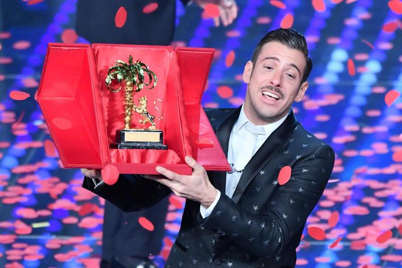 Sanremo 2017, il vincitore Francesco Gabbani
