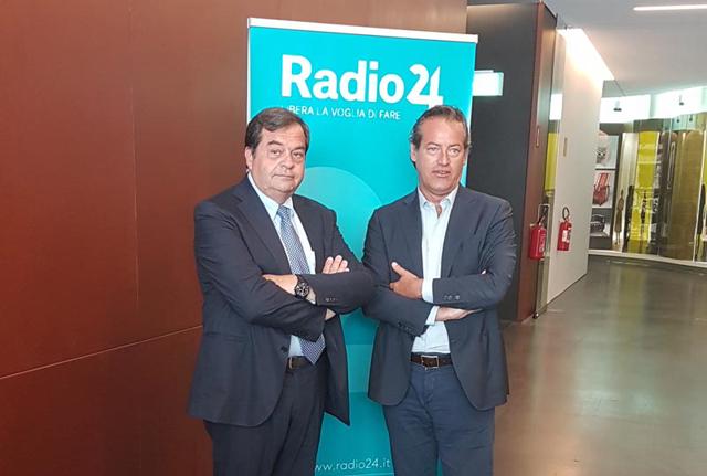 Guido Gentili, direttore editoriale del Geruppo Sole 24 Ore, e Sebastiano Barisoni, vicedirettore di Radio 24, alla presentazione del palinsesto autunnale di Radio 24. Guido Gentili, direttore editoriale del Geruppo Sole 24 Ore, e Sebastiano Barisoni, vicedirettore di Radio 24, alla presentazione del palinsesto autunnale di Radio 24.