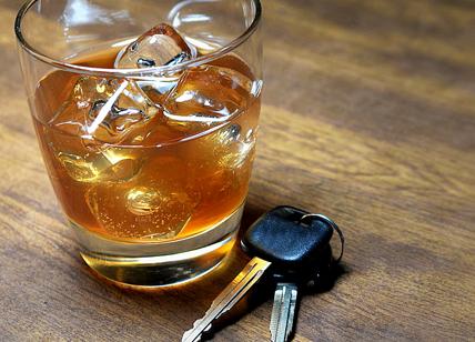 L'alcool, lo schianto e poi la fuga: arrestato per guida in stato di ebbrezza