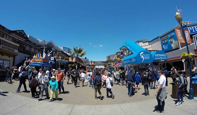 Il vivace e animato Pier 39. Foto Grigore Scutari Il vivace e animato Pier 39. Foto Grigore Scutari