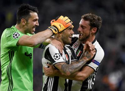 juventus buffon dani alves