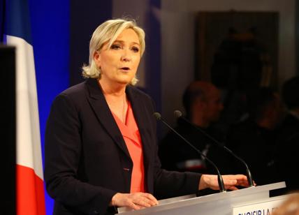 Francia, Marine Le Pen denuncia le banche per i conti bloccati