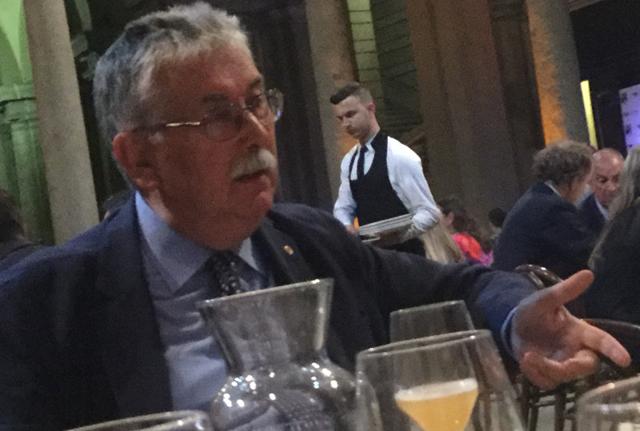 A cena con Ezio Mauro (e Gianantonio Stella, Massimo Gramellini e Lucio Caracciolo) A cena con Ezio Mauro (e Gianantonio Stella, Massimo Gramellini e Lucio Caracciolo)