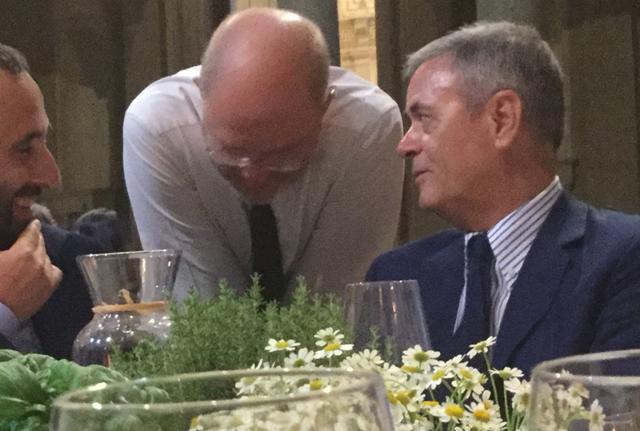 A cena con Ezio Mauro (e Gianantonio Stella, Massimo Gramellini e Lucio Caracciolo) A cena con Ezio Mauro (e Gianantonio Stella, Massimo Gramellini e Lucio Caracciolo)