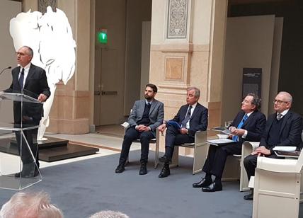 Il Codice della Bellezza: un volume sulle città sedi storiche Intesa Sanpaolo Il Codice della Bellezza: un volume sulle città sedi storiche Intesa Sanpaolo