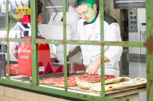 Il Bistrot di Autogrill a Identità Golose: un Open Lab sulle nuove tendenze alimentari, con un occhio di riguardo per il cibo vegano e vegetariano.