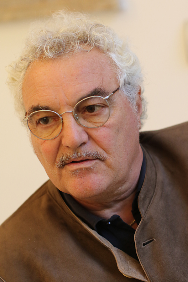 Il cantautore Massimo Bubola Il cantautore Massimo Bubola