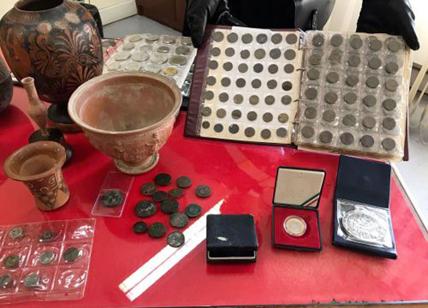 Cocaina e reperti antichi, scoperto il “tesoro” dei pusher archeologi