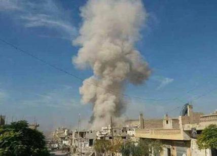 Siria, Israele bombarda base iraniana vicino a Damasco