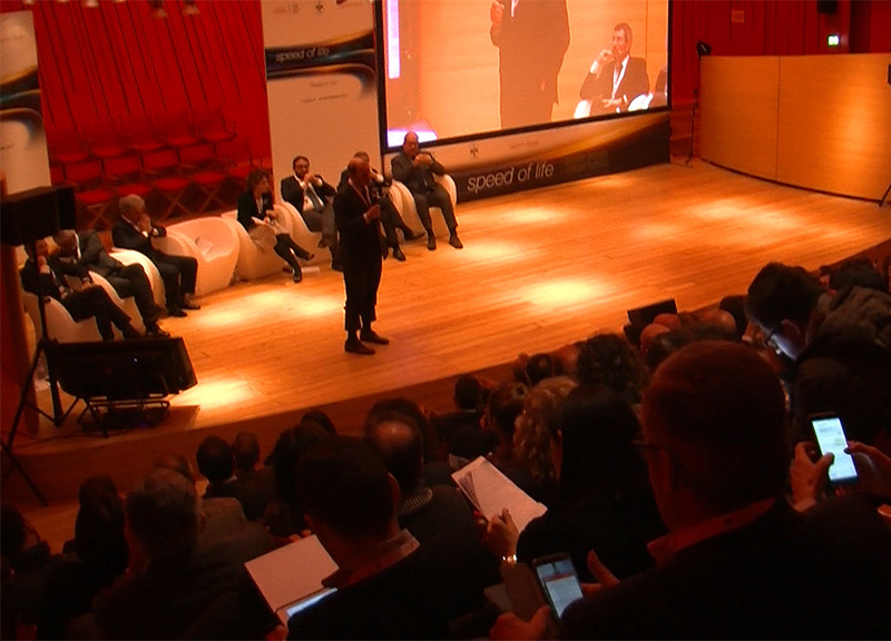 Un momento della presentazione del progetto Open Fiber e Wind Tre per la sperimentazione del 5G a L’Aquila, oggi all’Auditorium del Parco proprio a L’Aquila. Un momento della presentazione del progetto Open Fiber e Wind Tre per la sperimentazione del 5G a L’Aquila, oggi all’Auditorium del Parco proprio a L’Aquila.
