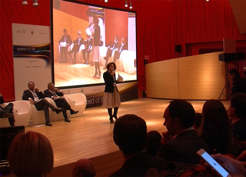 Un momento della presentazione del progetto Open Fiber e Wind Tre per la sperimentazione del 5G a L’Aquila, oggi all’Auditorium del Parco proprio a L’Aquila. Un momento della presentazione del progetto Open Fiber e Wind Tre per la sperimentazione del 5G a L’Aquila, oggi all’Auditorium del Parco proprio a L’Aquila.