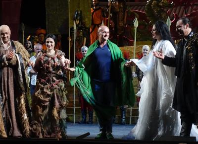 TURANDOT regia Alfonso Signorinilow