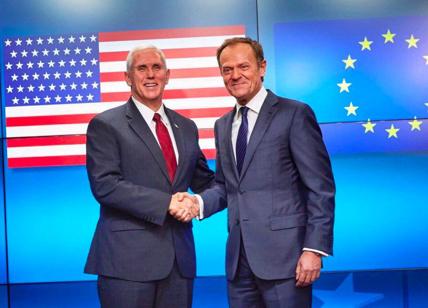 Ue-Usa, gaffe di Bruxelles: Pence accolto con la bandiera sbagliata